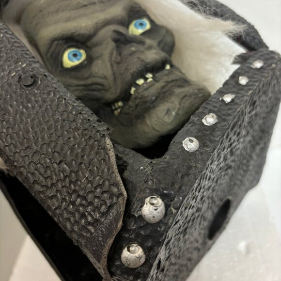 Halloween Creepy Scary Horror Haunted House Décor Vtg 2000 - Picture 2 of 15